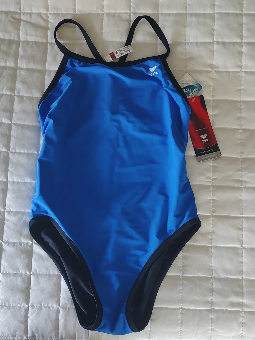 TYR Reversible - Picture 1 of 8